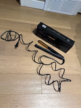 vibration eliminates damage - VIBE brand - like new.